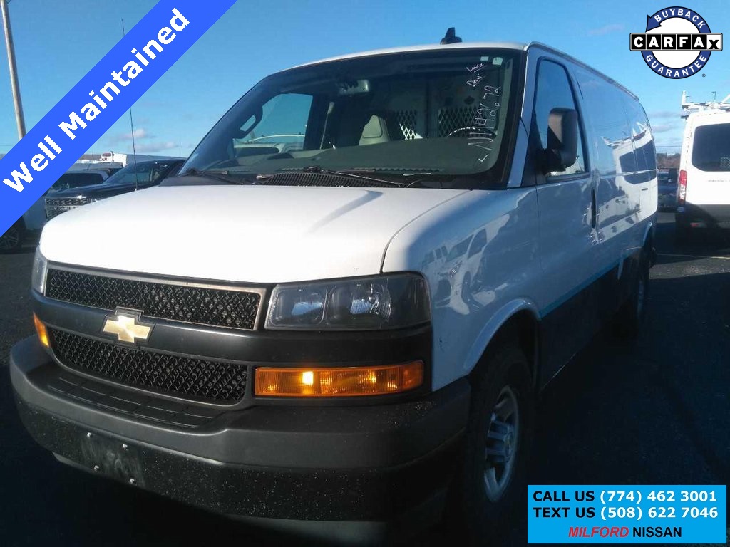 2022 Chevrolet Express Base's photo