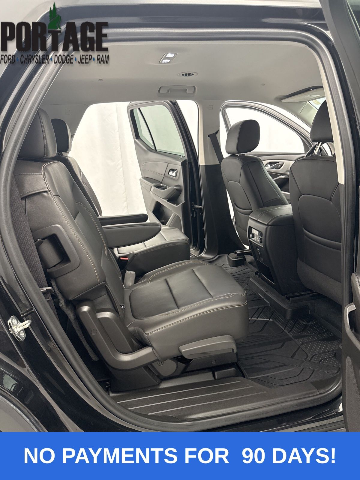 2021 Chevrolet Traverse Leather photo 22