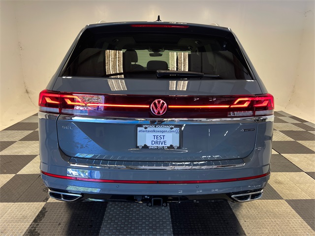 2026 Volkswagen Atlas SEL Premium R-Line photo 4