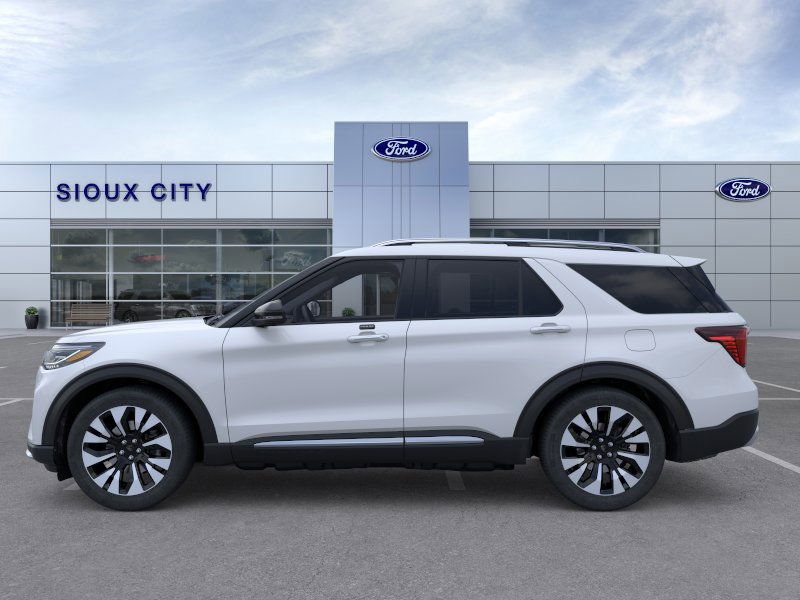2026 Ford Explorer Platinum photo 2