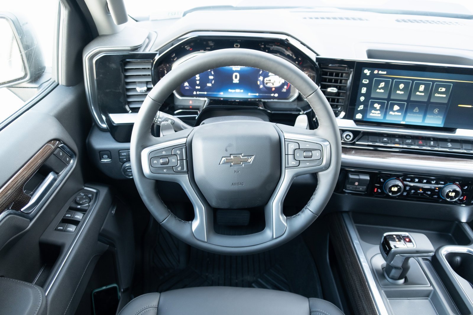 2026 Chevrolet Silverado 1500 LT Trail Boss photo 2