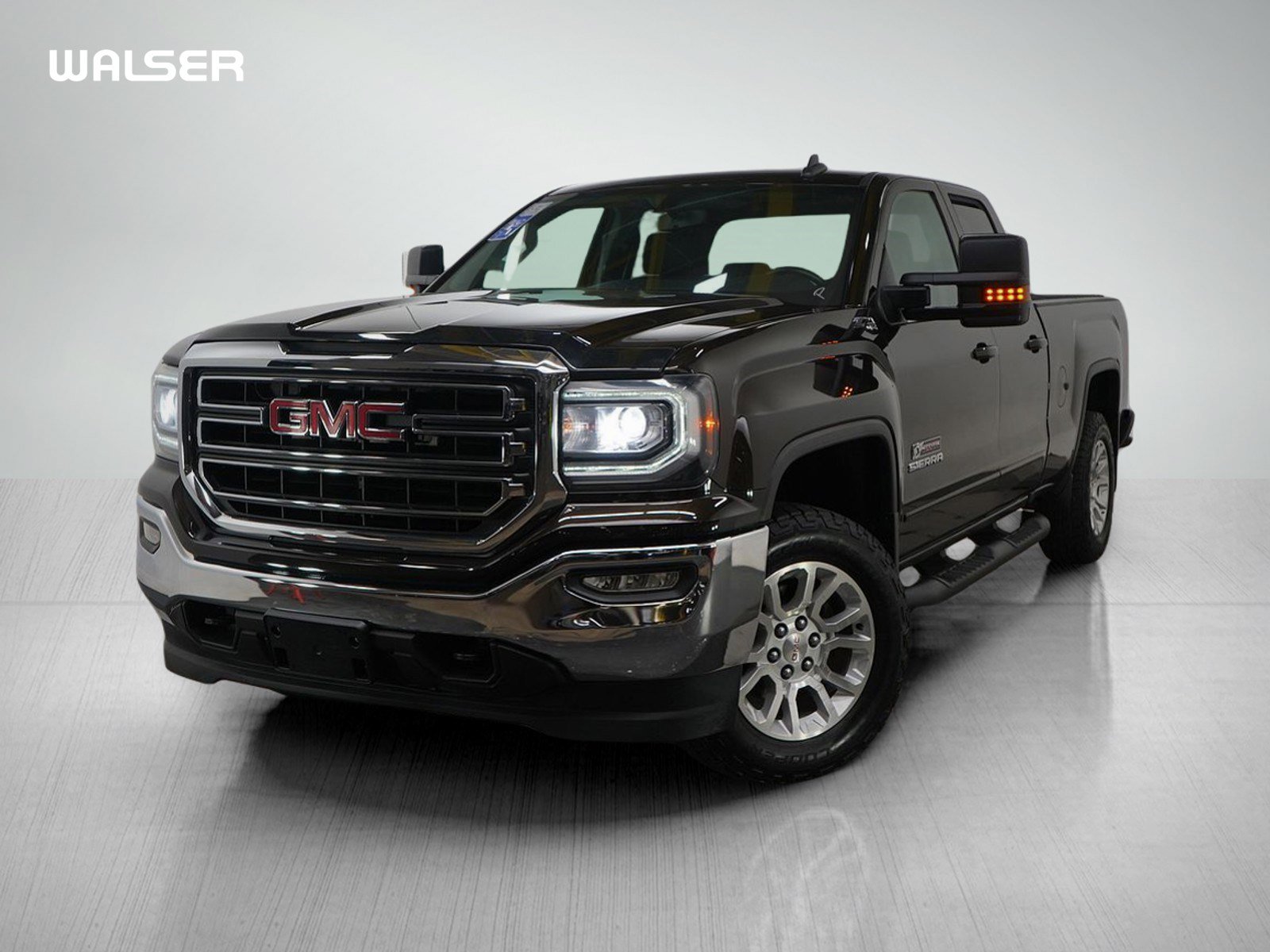 2018 GMC Sierra 1500 SLE's photo