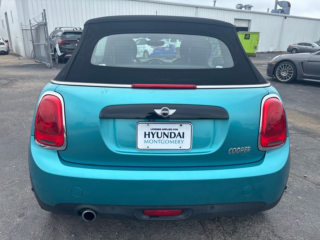 2016 Mini Cooper Base photo 4