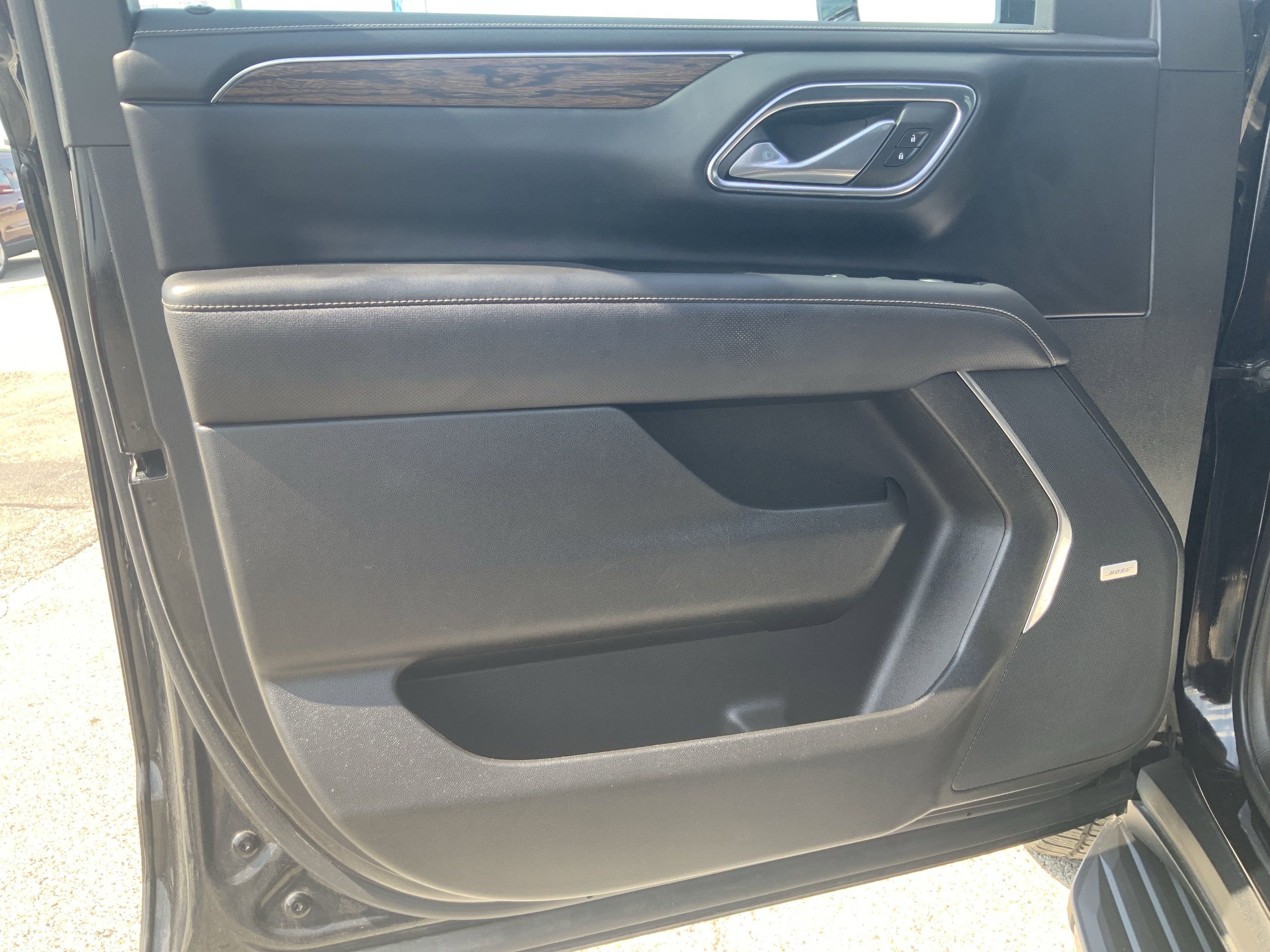 2023 Chevrolet Tahoe Premier photo 9