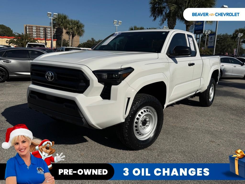 2024 Toyota Tacoma SR's photo