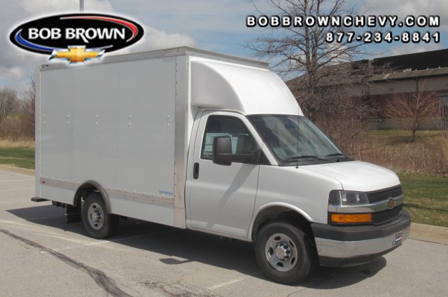 2024 Chevrolet Express Cutaway Base's photo
