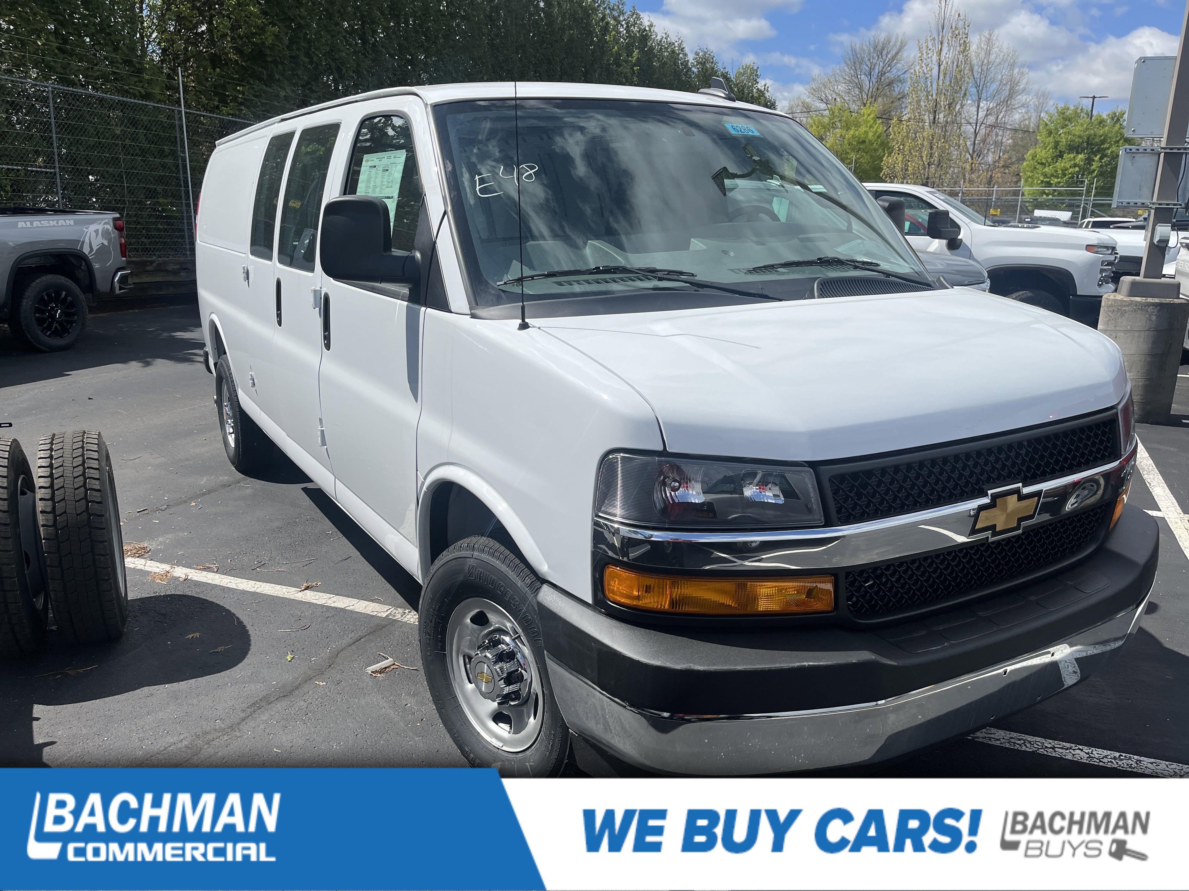 2025 Chevrolet Express Cargo Work Van's photo