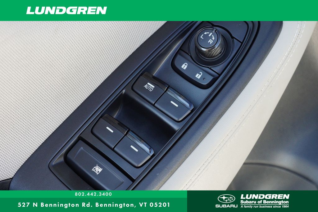 2019 Subaru Forester Base photo 18