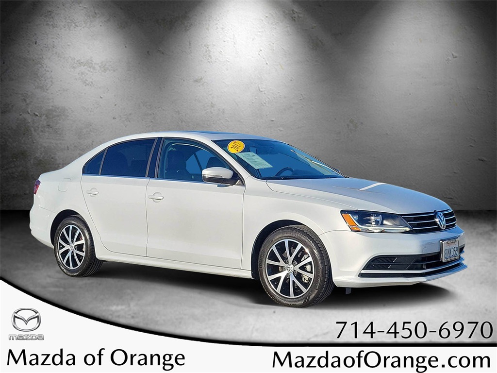2017 Volkswagen Jetta SE's photo