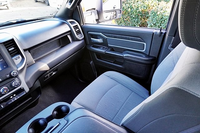 Used 2024 White Ram Big Horn image 20