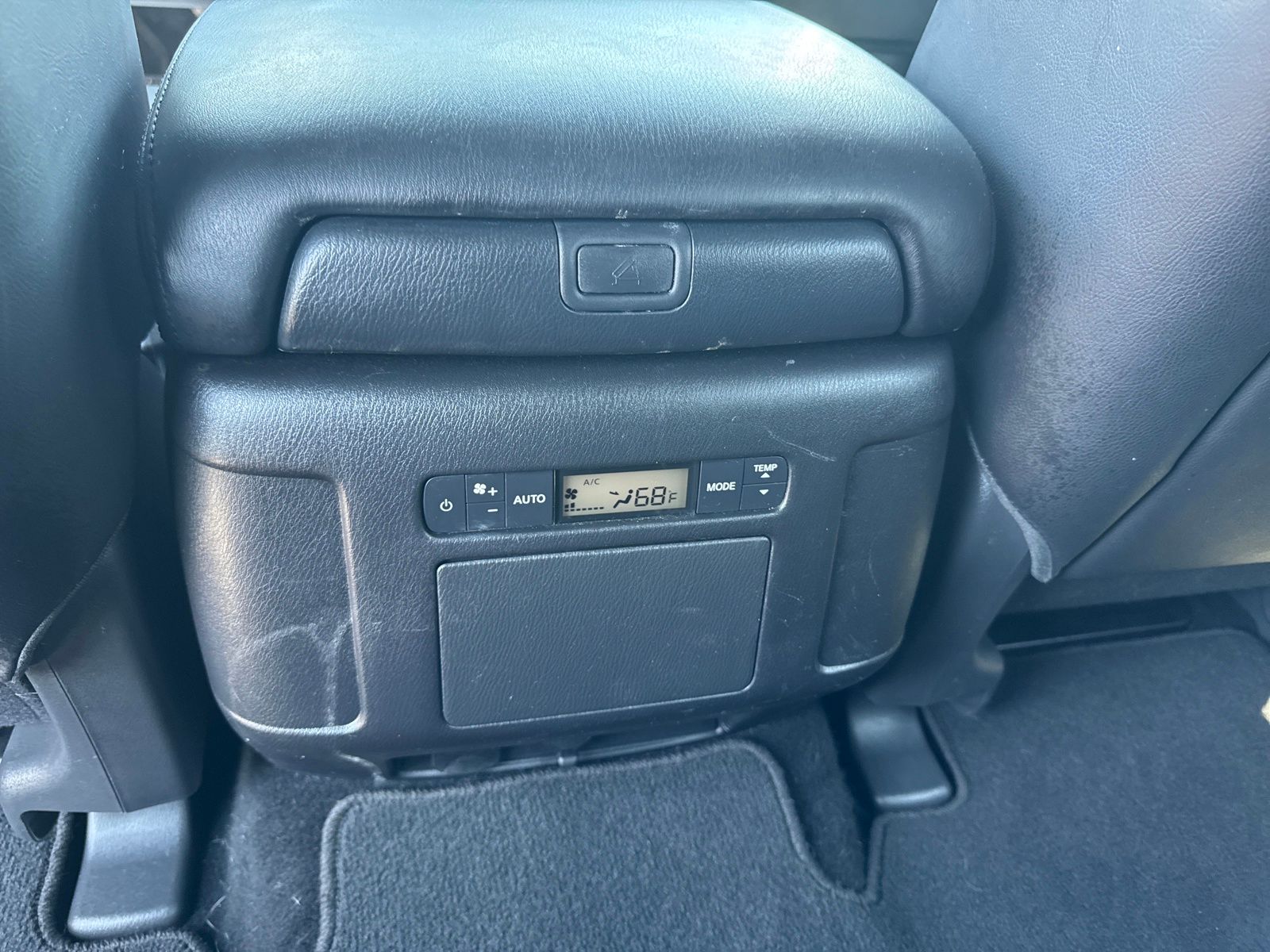 2024 Nissan Armada SL photo 26