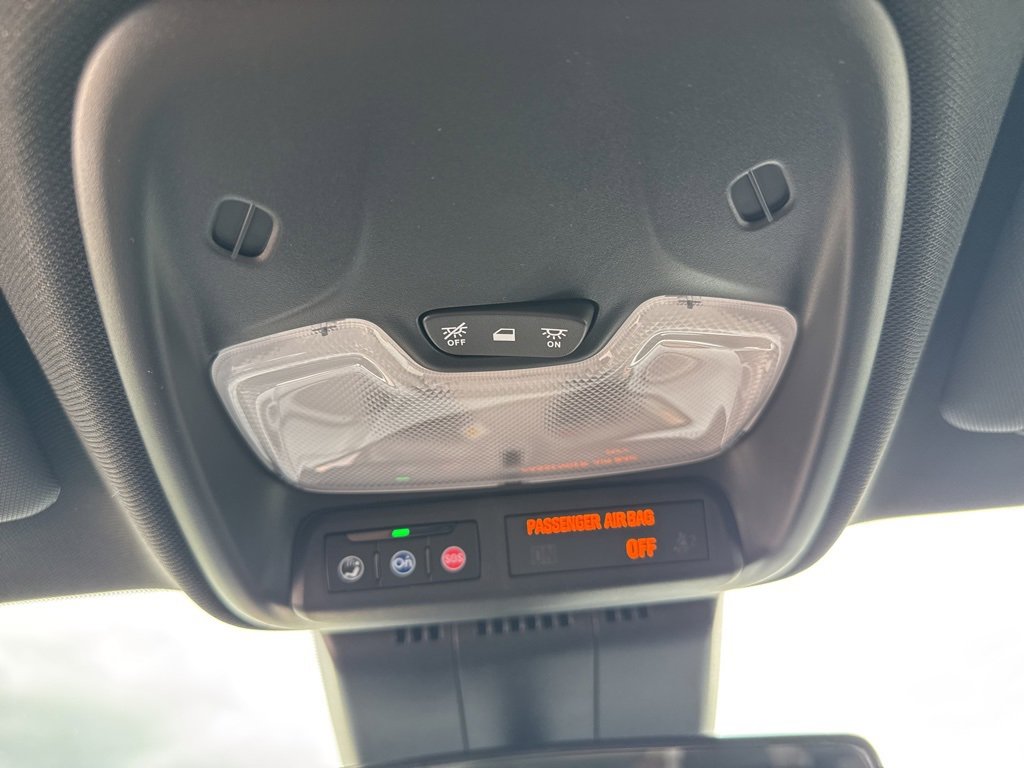 2025 Chevrolet Colorado LT photo 34