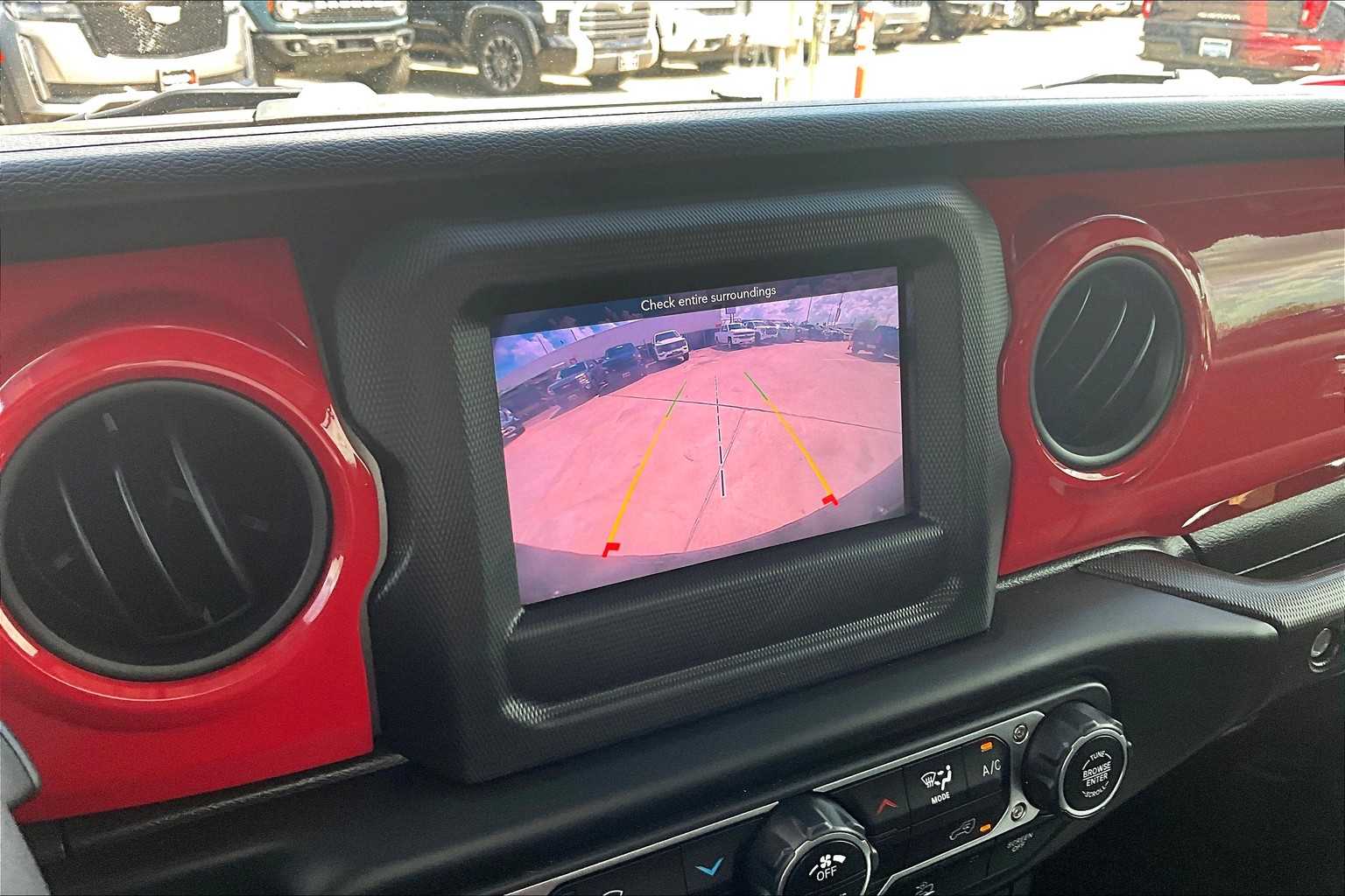 2023 Jeep Wrangler High Tide photo 23