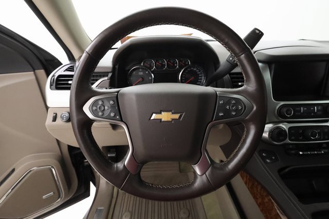 2015 Chevrolet Suburban LTZ photo 12