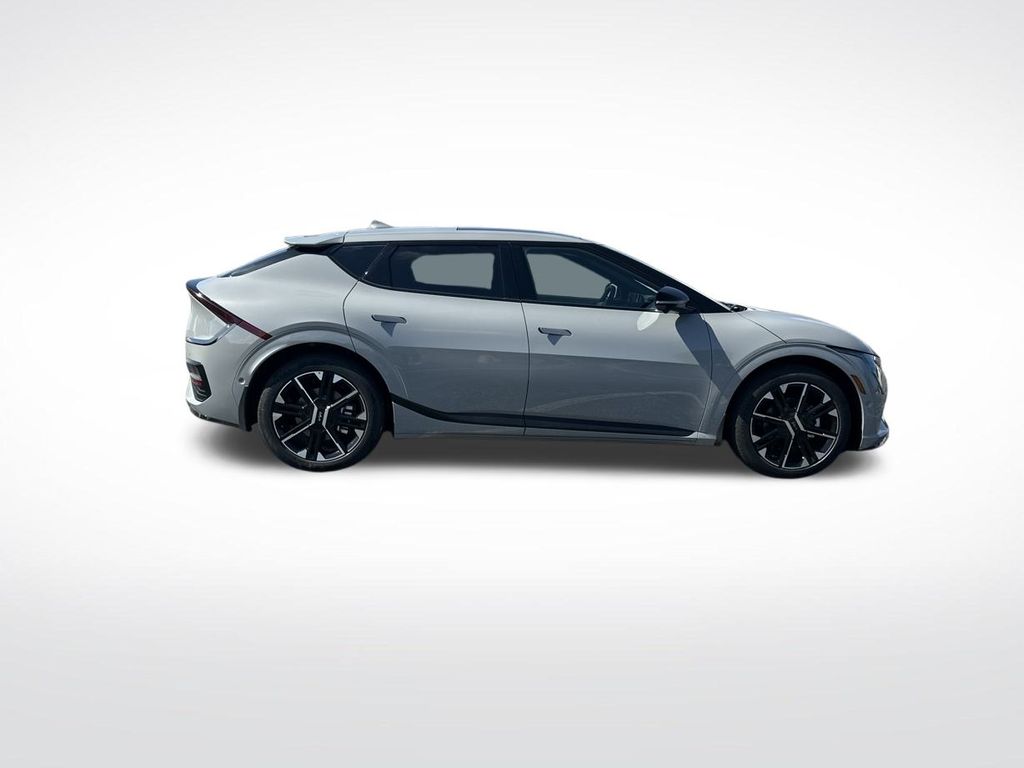 2025 Kia EV6 GT-Line photo 6