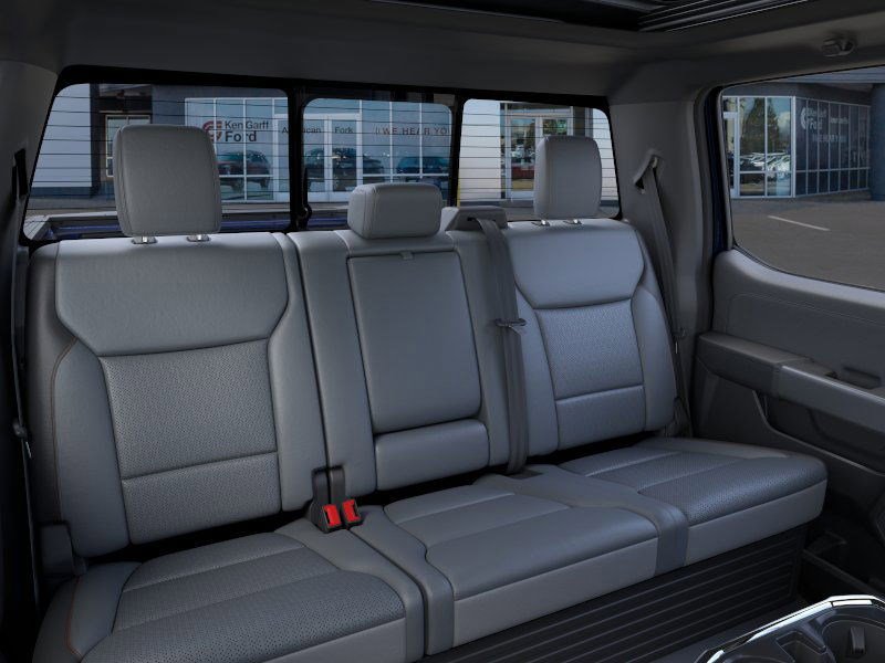 2025 Ford F-150 Lightning Lariat photo 10
