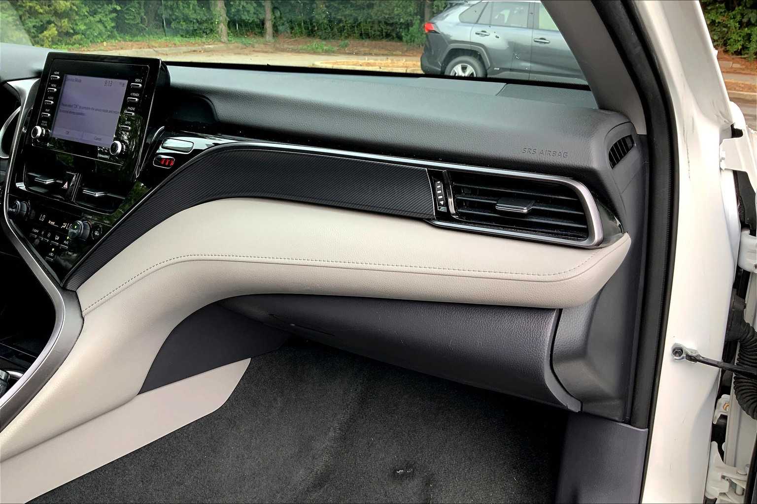 2023 Toyota Camry LE photo 16