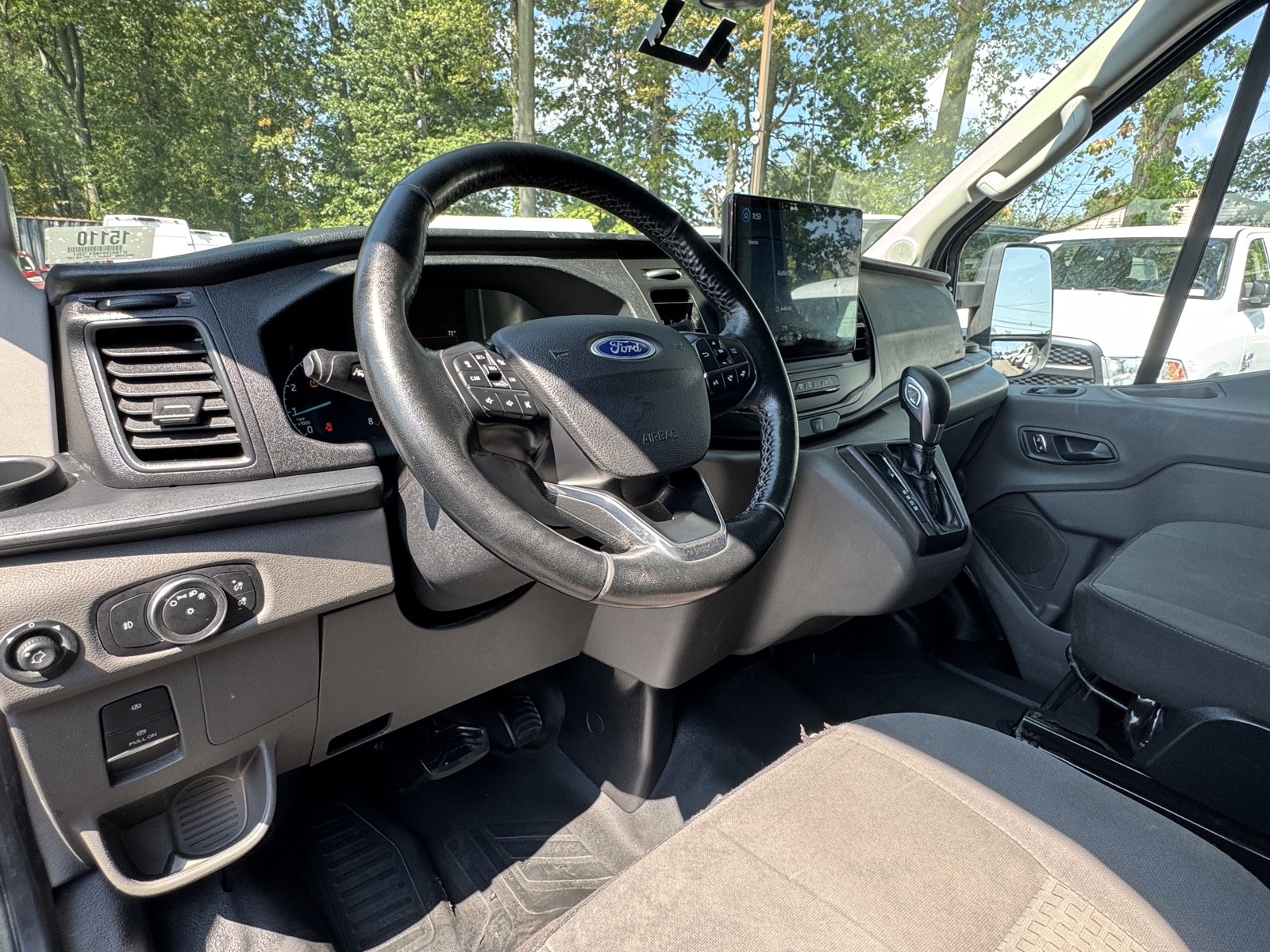 2022 Ford Transit photo 12