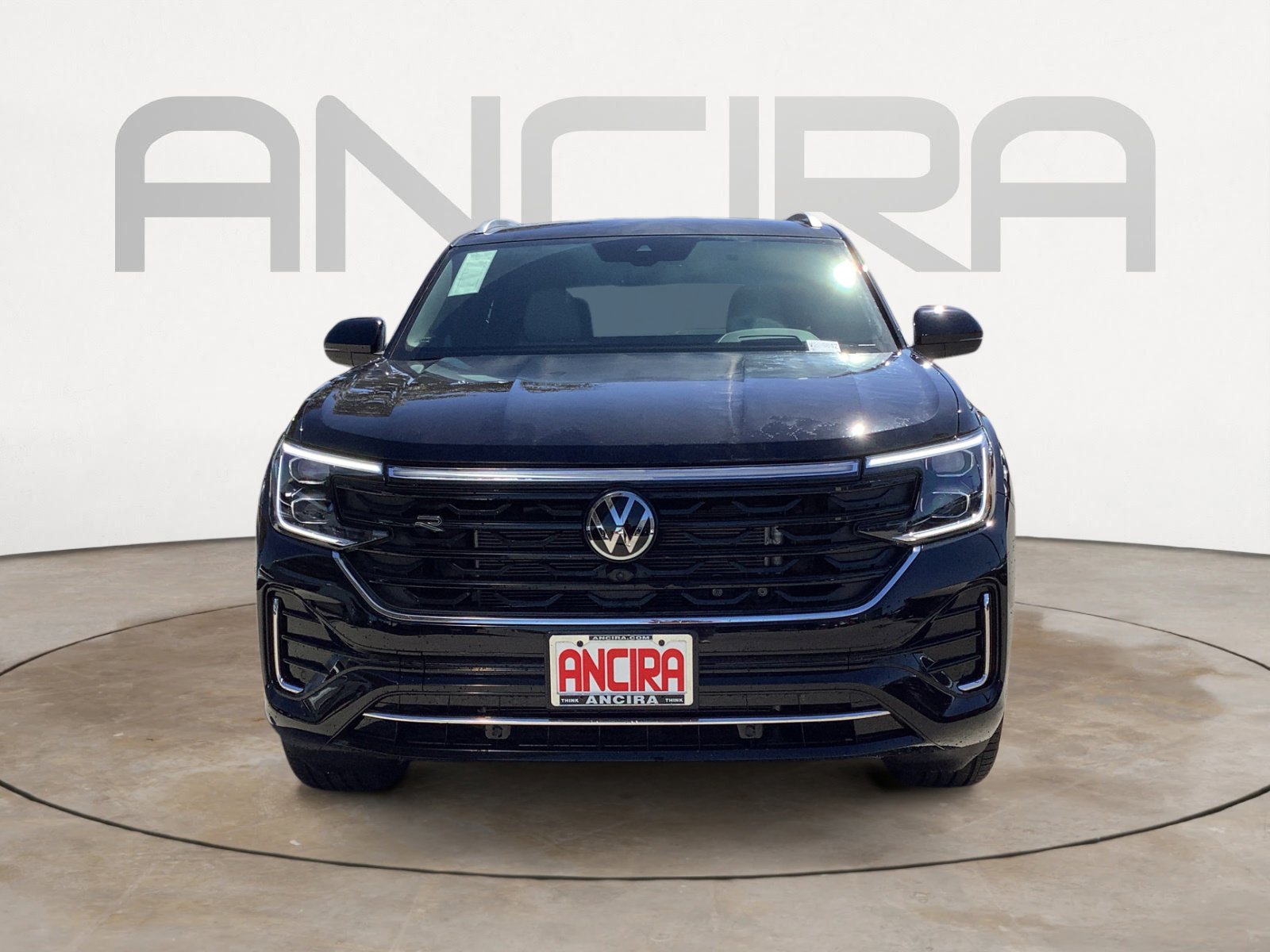 2025 Volkswagen Atlas Cross Sport SEL Premium R-Line photo 3