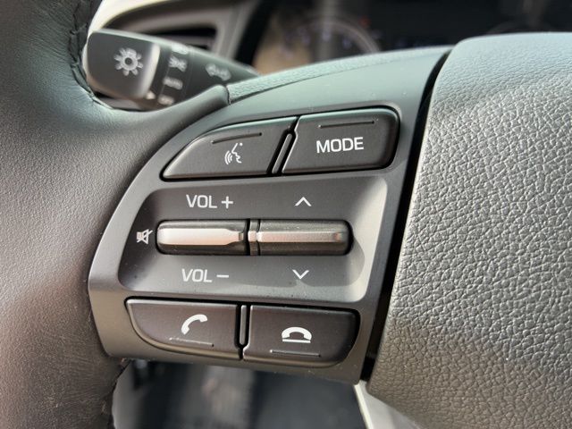 2020 Hyundai Elantra Value Edition photo 24