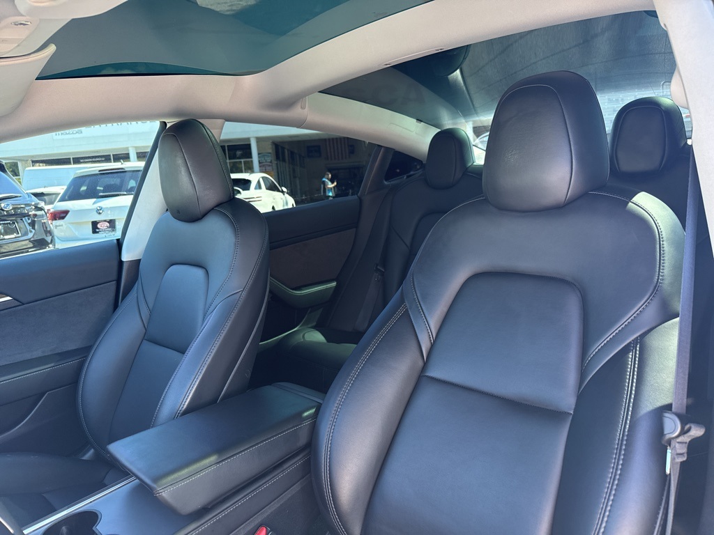 2022 Tesla Model 3 Performance photo 18