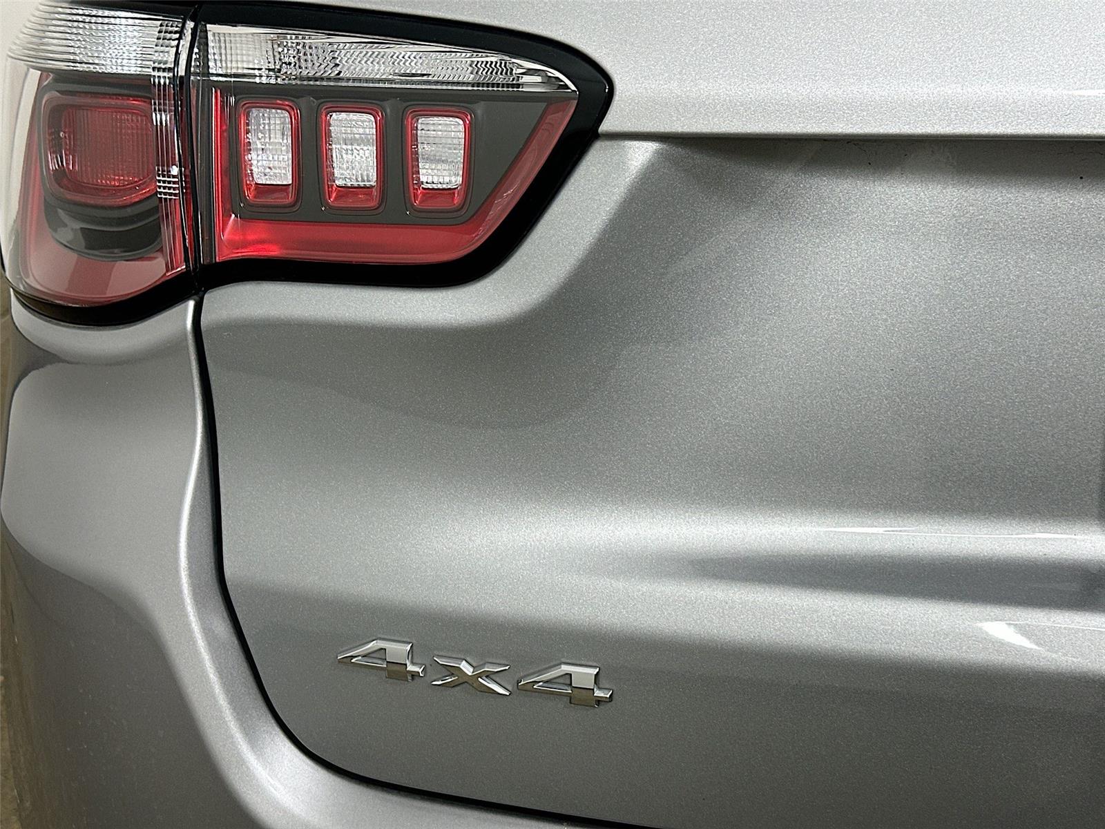 2020 Jeep Compass Latitude photo 34