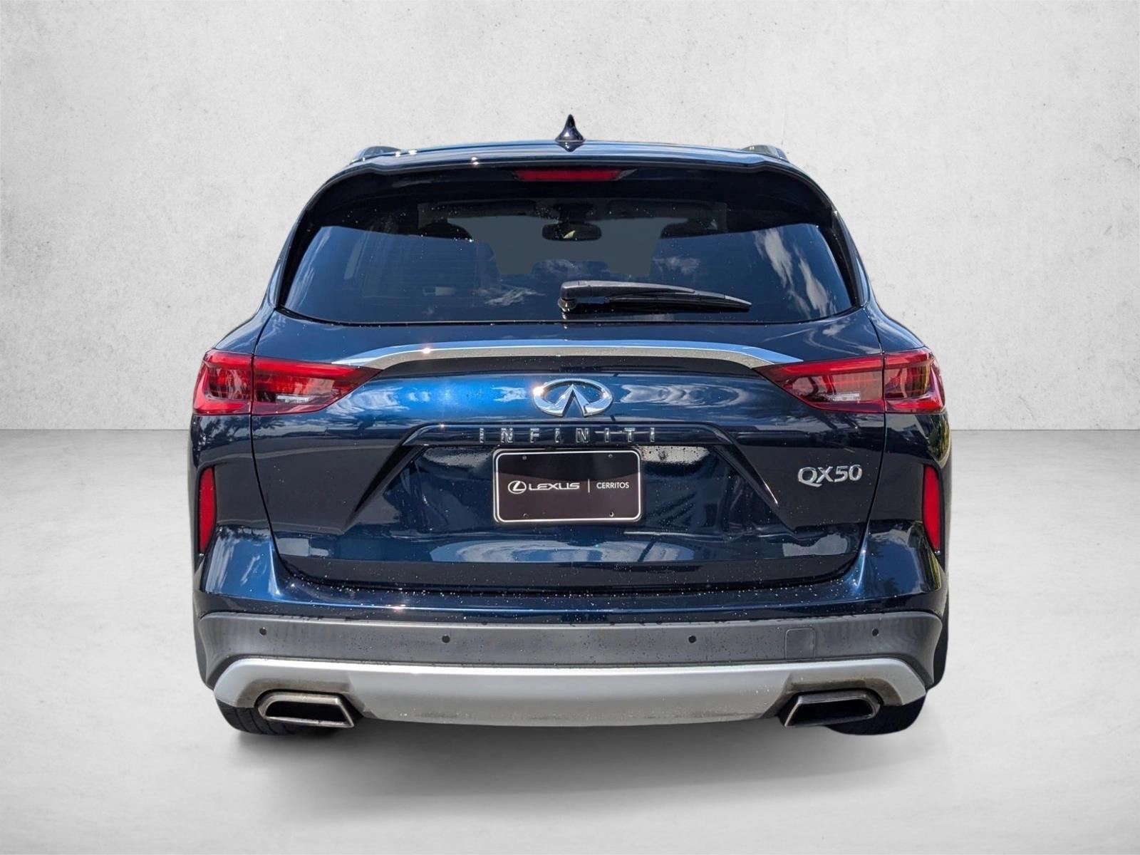 2021 Infiniti QX50 Luxe photo 7