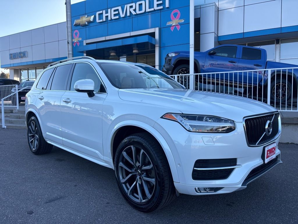 2019 Volvo XC90 Momentum