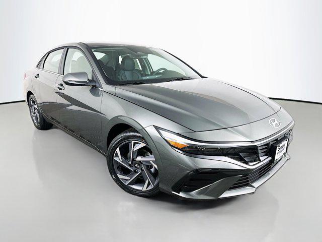 2026 Hyundai Elantra Limited's photo