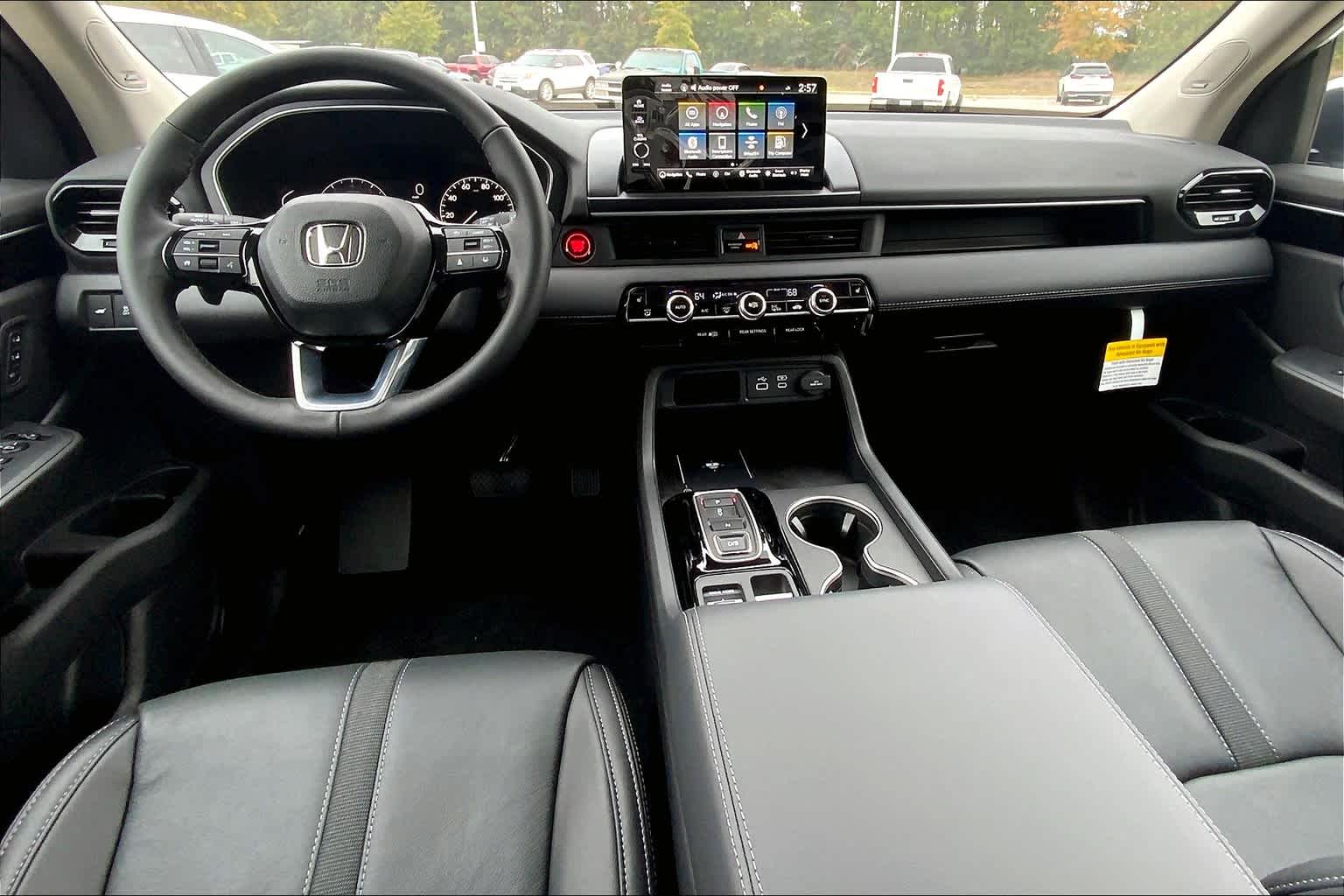 PreOwned 2024 Honda Pilot Touring Sport Utility in Houston RB012709