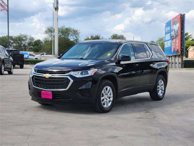 2021 Chevrolet Traverse LS photo 3