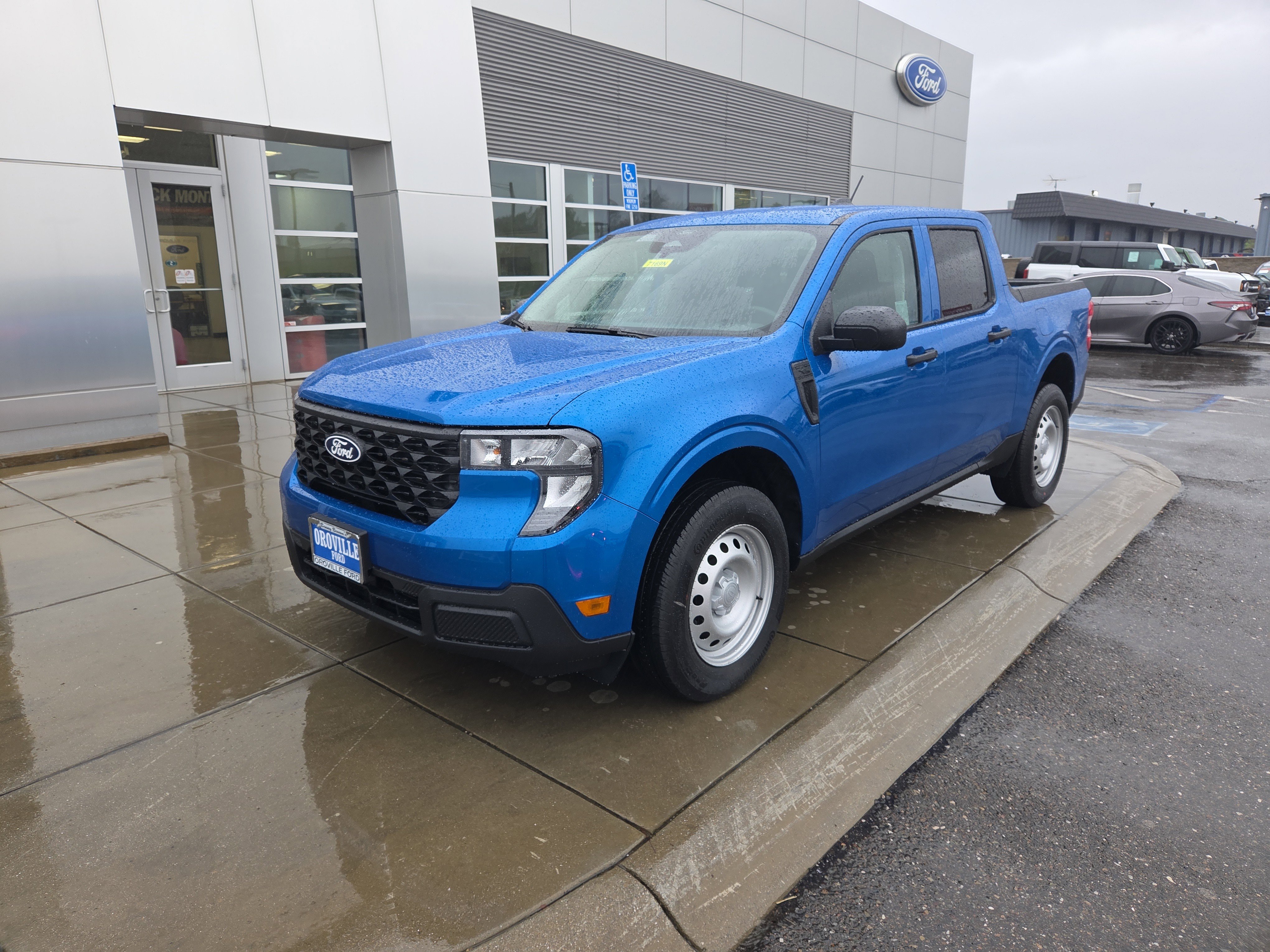 2026 Ford Maverick XL's photo