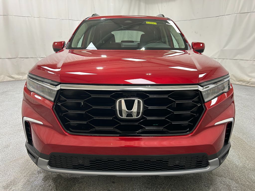 2025 Honda Pilot Touring photo 2
