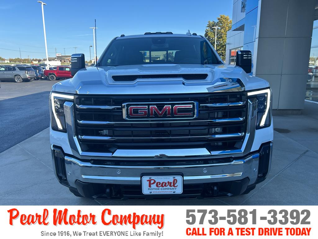 2026 Gmc Sierra 3500 HD SLT photo 2