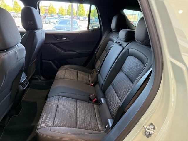 2026 Chevrolet Equinox LT photo 12