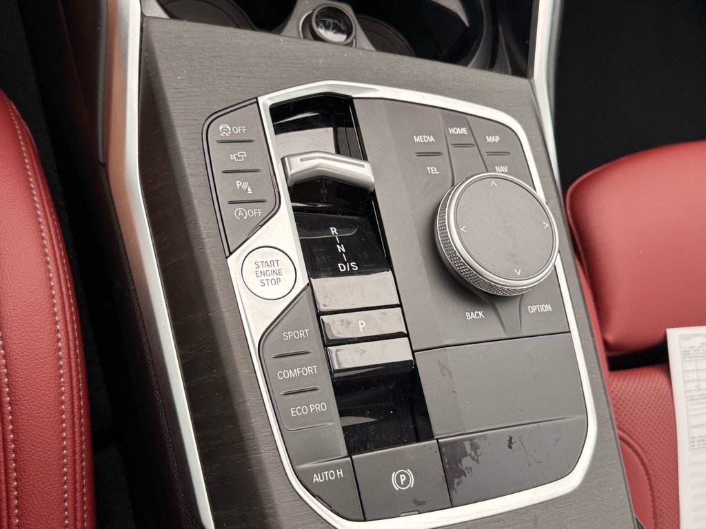 2024 Bmw 330i photo 22