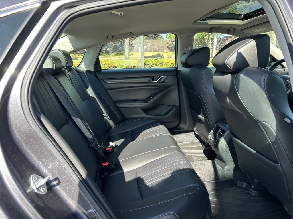 2022 Honda Accord Hybrid Touring photo 26