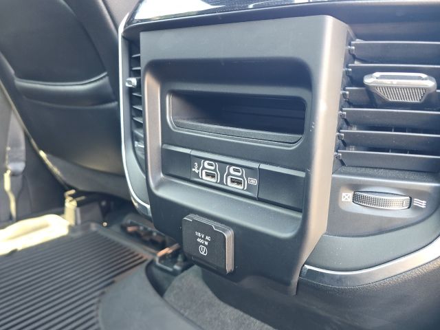 2020 Ram 1500 Laramie photo 14