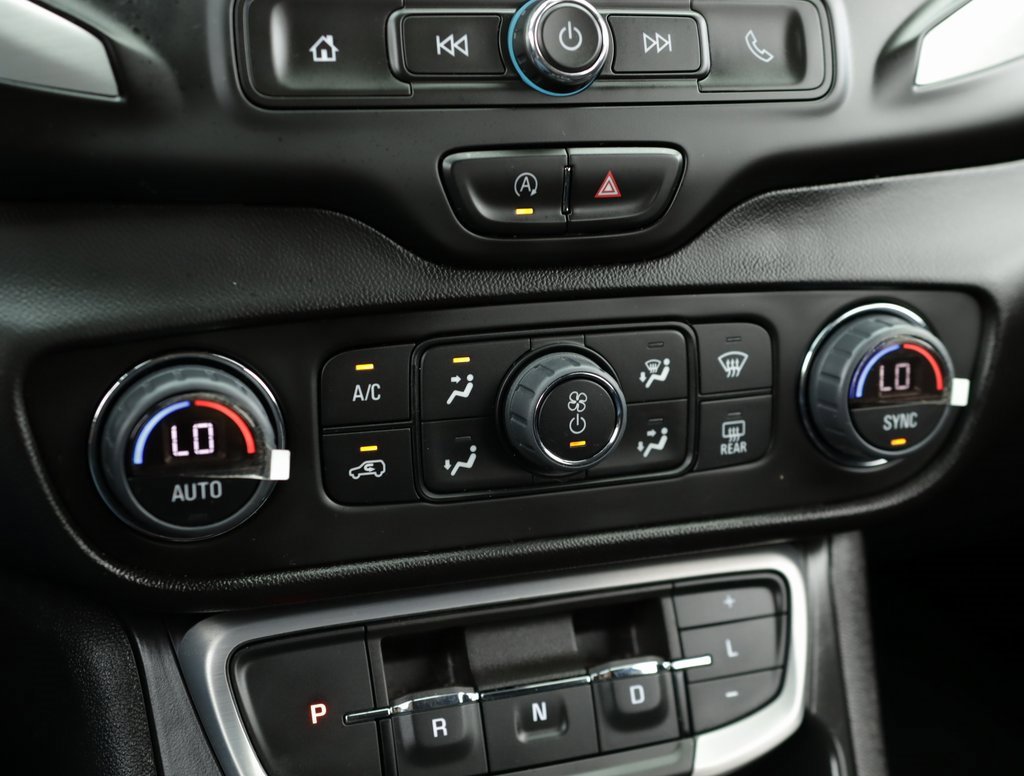 2023 Gmc Terrain SLE photo 13