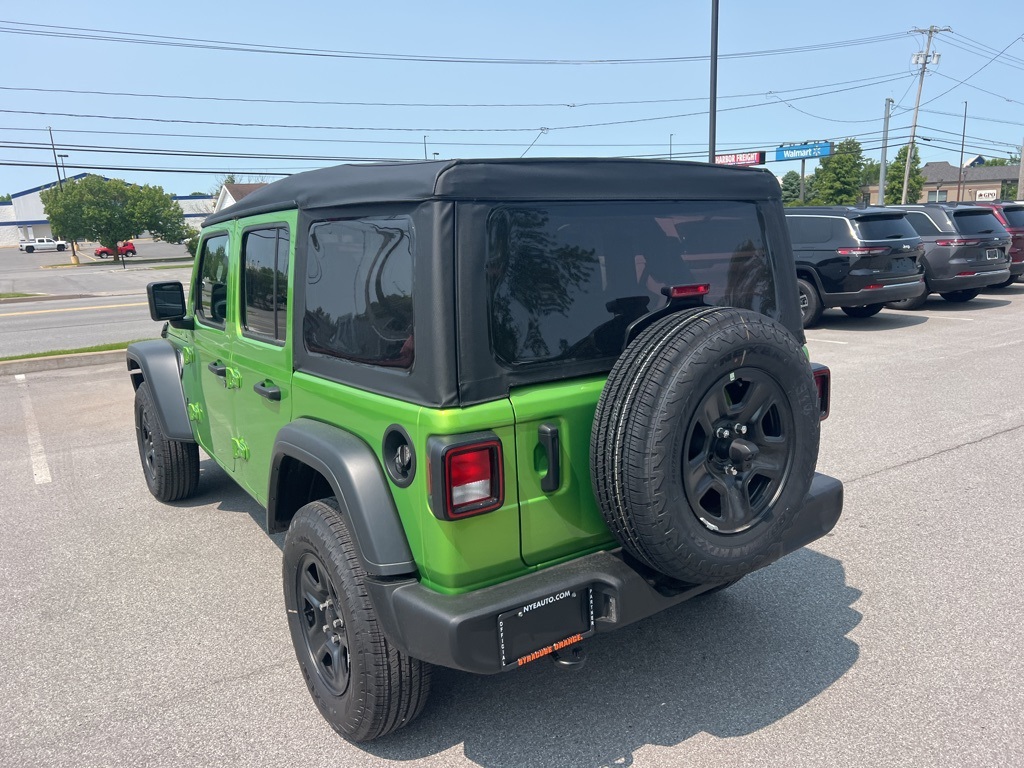 2025 Jeep Wrangler Sport photo 5