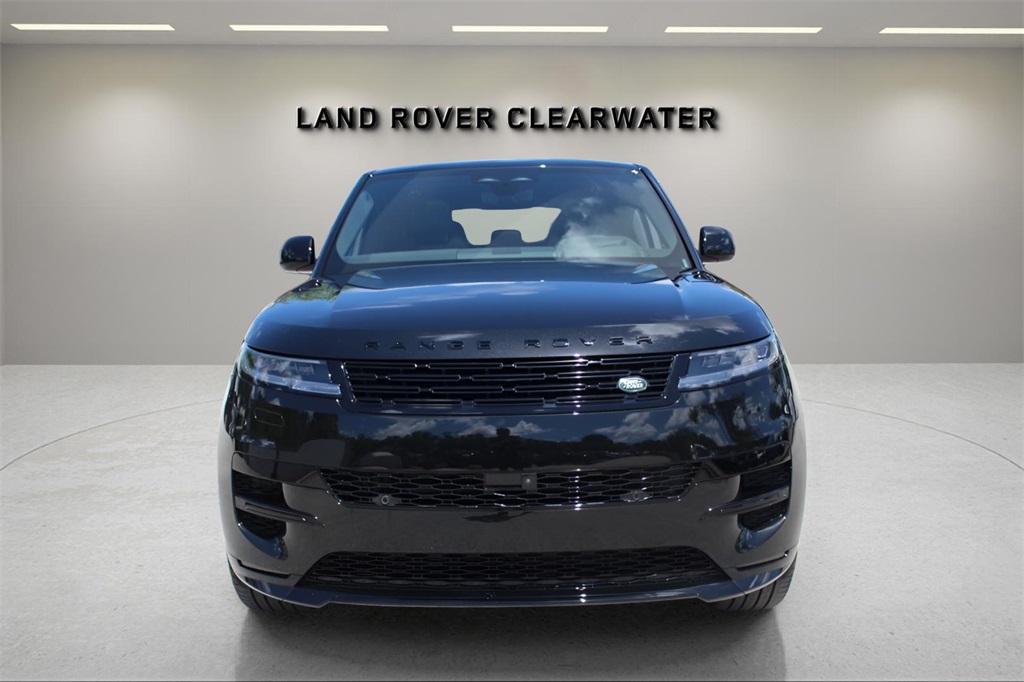 2025 Land Rover Range Rover Sport SE photo 8