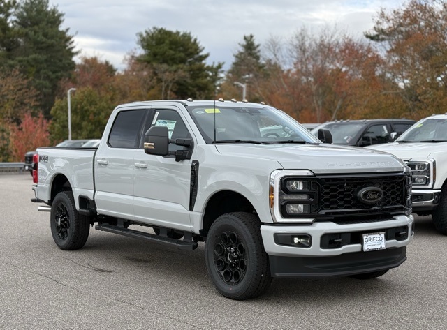 2026 Ford F-350 Super Duty XLT's photo