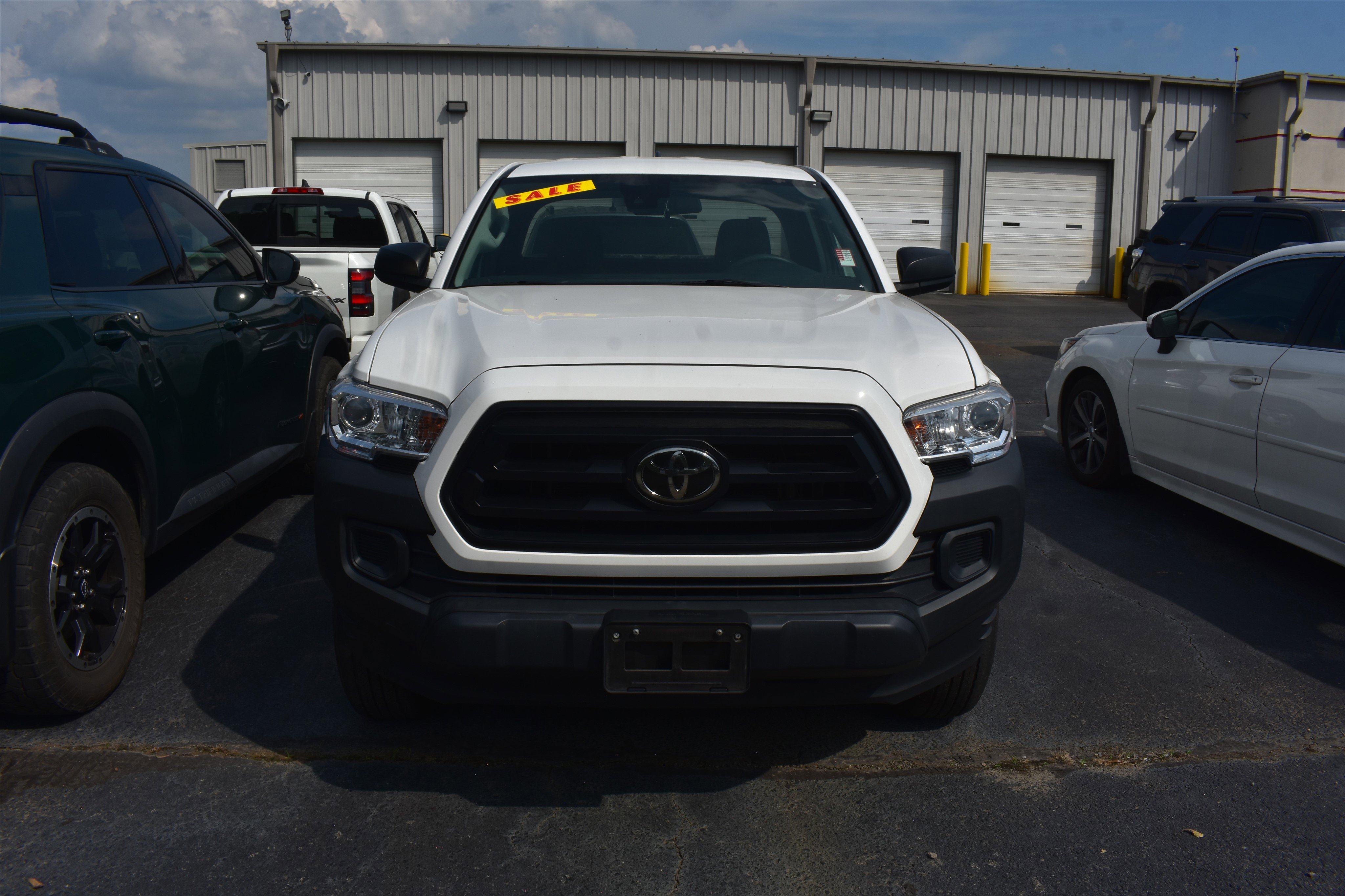2022 Toyota Tacoma SR photo 2