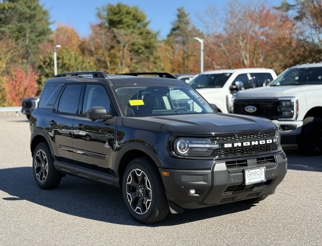 2025 Ford Bronco Sport Outer Banks's photo