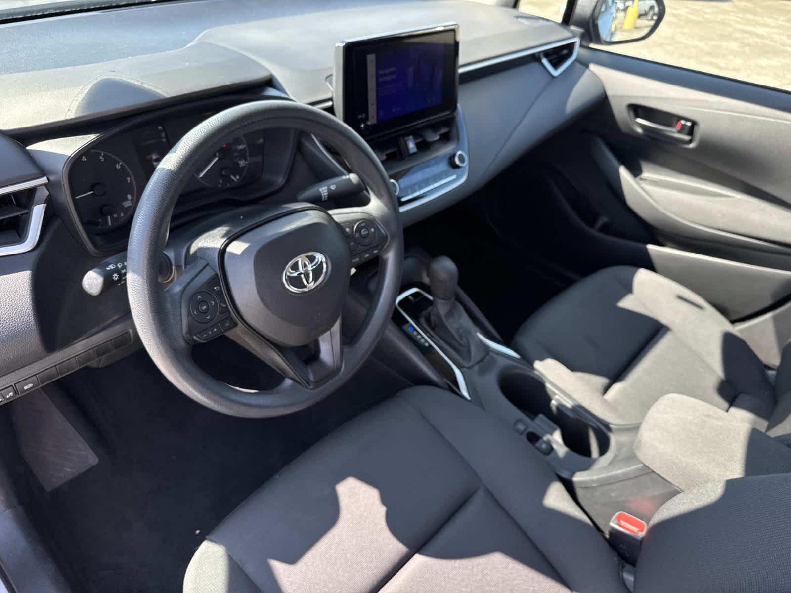 2024 Toyota Corolla LE photo 35