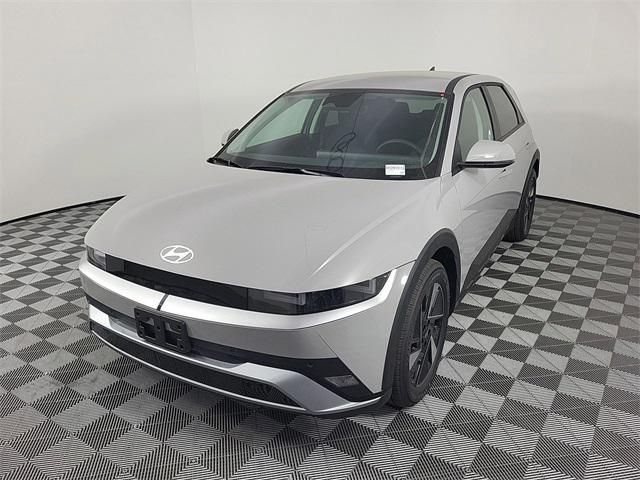 2025 Hyundai Ioniq 5 SE photo 4