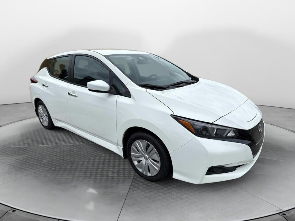 2025 Nissan Leaf