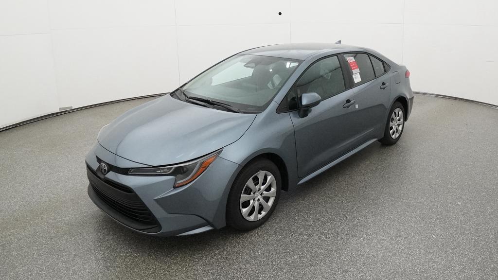 2026 Toyota Corolla LE's photo