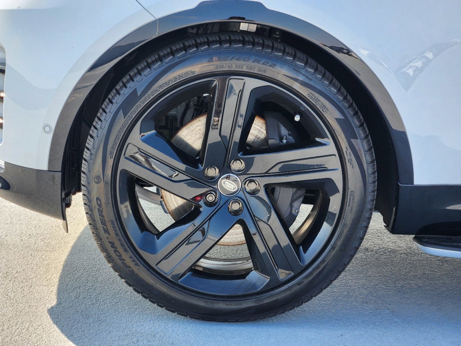 2025 Land Rover Discovery SE photo 8