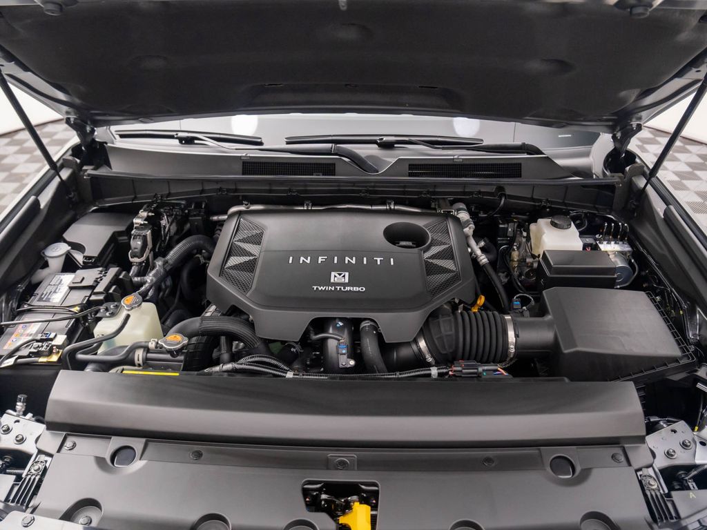 2026 Infiniti QX80 photo 32